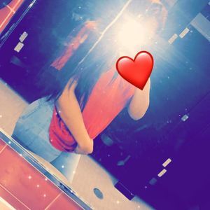 Meet your Posher, Sabrina